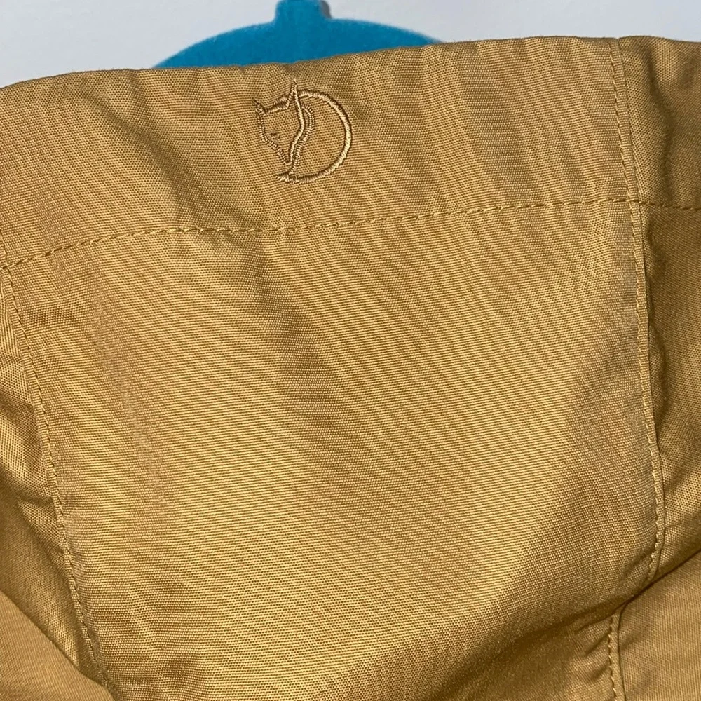 Fjallraven Women's Tan Lightweight Jacket - Picture 6 of 6